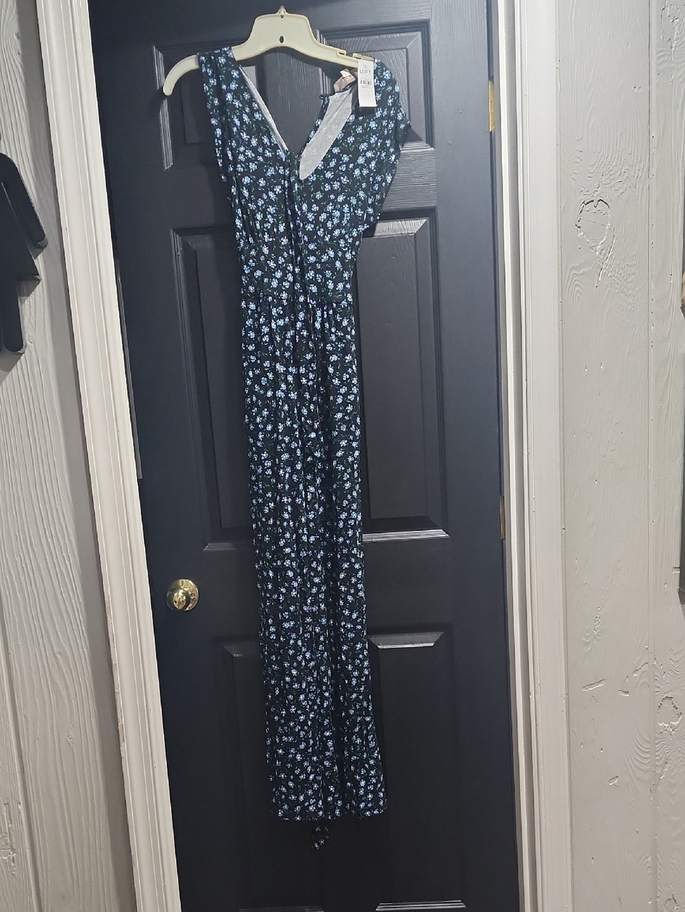 Brand NEW Loft Floral Jumper with Light Blue Flowers Small